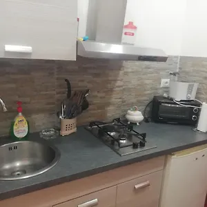 Apartament Emily House, Katania